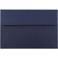 JAM Paper - Enveloppes d'invitation A8 - 5,5 x 8,125 - bleu marine - Paquet de 25-Ces enveloppes sont parfaites pour envoyer des invitations, des cartes de voeux, des RSVP, des cartes de remerciement, des cadeaux d'anniversaire, des remises de diplômes, des vacances et plus encore