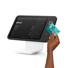 Square - Support PDV  pour iPad  (USB-C de 2e génération)-De l’iPad au PDV en quelques minutes : Glissez votre iPad dans le lecteur et téléchargez une application de point de vente Square gratuite pour démarrer. Aucune formation ni aucune visite de service coûteuse requise