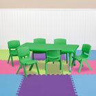 Flash Furniture – Ensemble avec table d’activités rectangulaire réglable de 24 x 48 po et 6 chaises d’école empilables, vert-Dessus en plastique texturé avec 1,5 po d'épaisseur